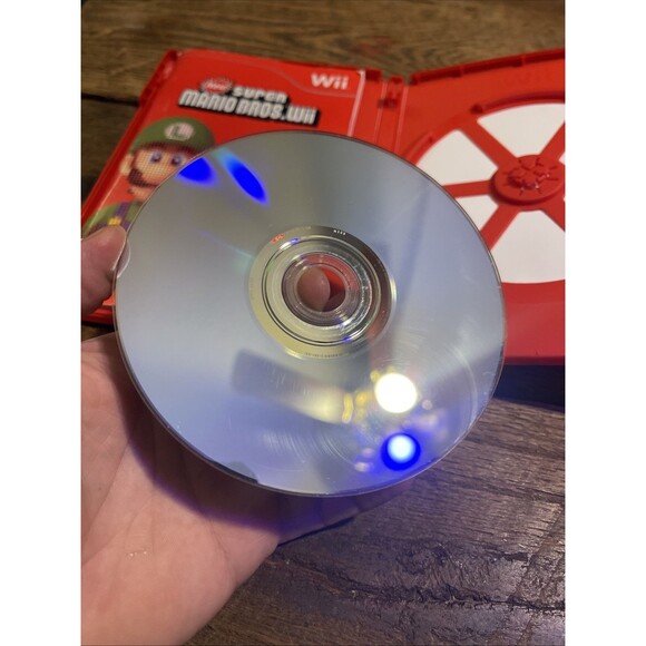 New Super Mario Bros. Wii (Nintendo Wii, 2009) CIB - Picture 6 of 8